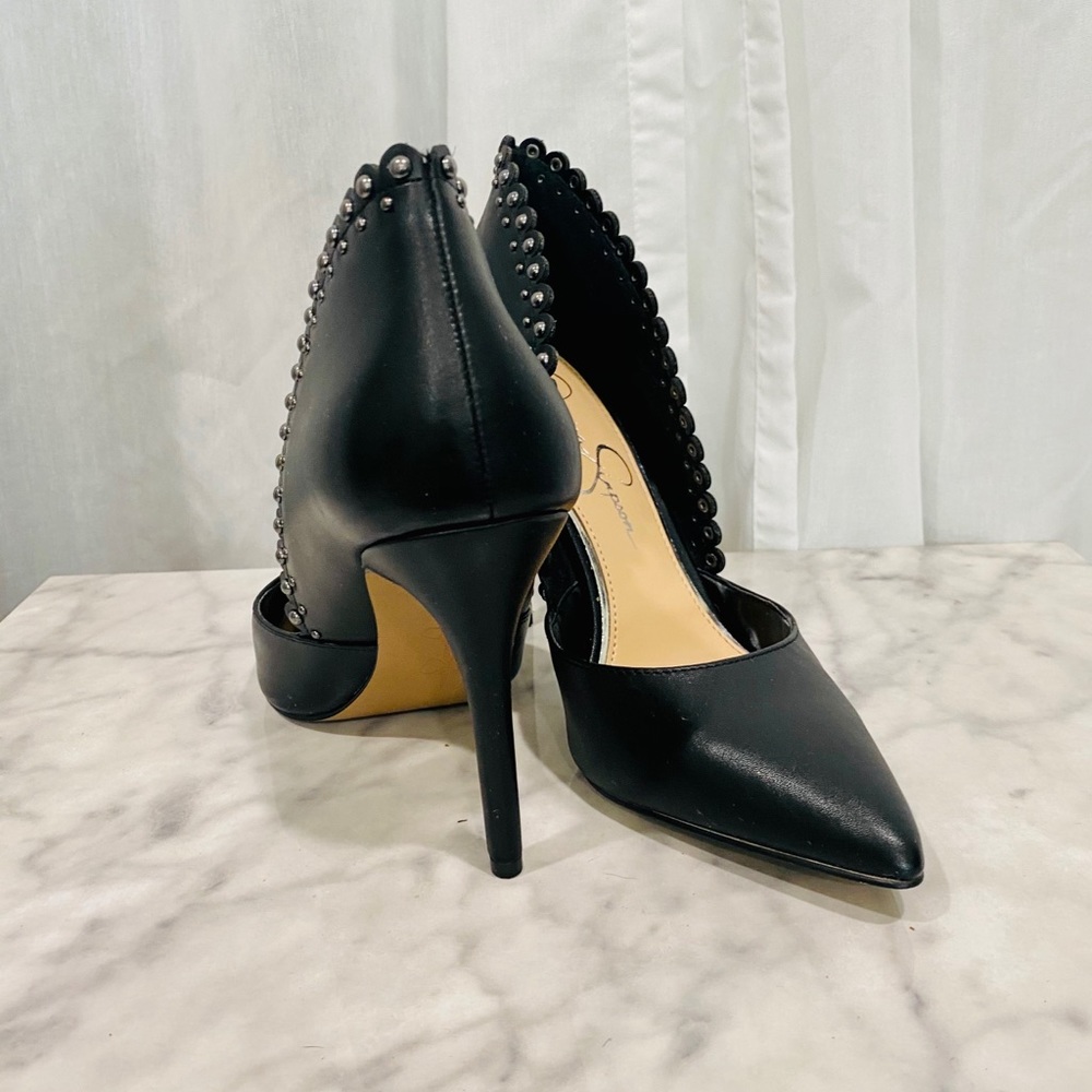 Jessica Simpson heel
